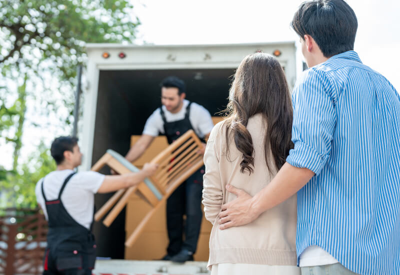 A couple getting ready to move with local moving services in Austin, Texas