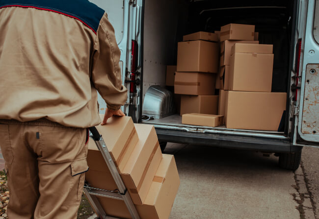 A person performing storage moving services in Fort Worth, Dallas, Houston, and Austin, Texas